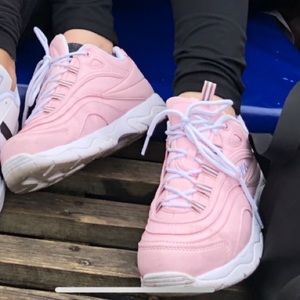 Filas pink sneakers
